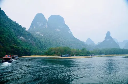无人化工业